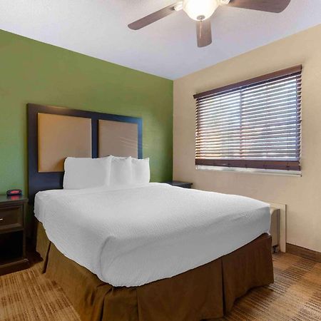 Extended Stay America Select Suites - Orlando - Lake Mary - 1040 Greenwood Blvd Esterno foto