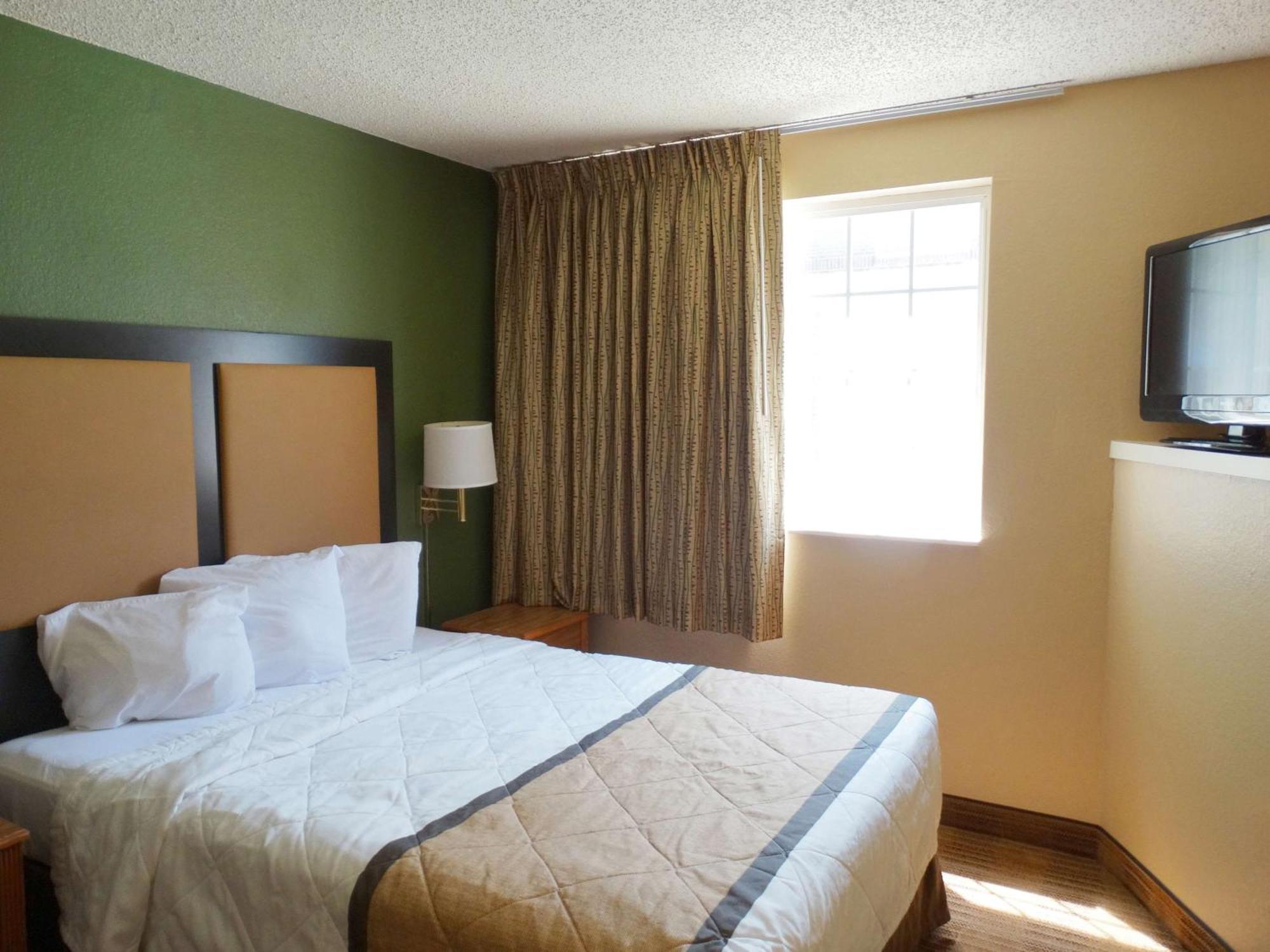 Extended Stay America Select Suites - Orlando - Lake Mary - 1040 Greenwood Blvd Esterno foto