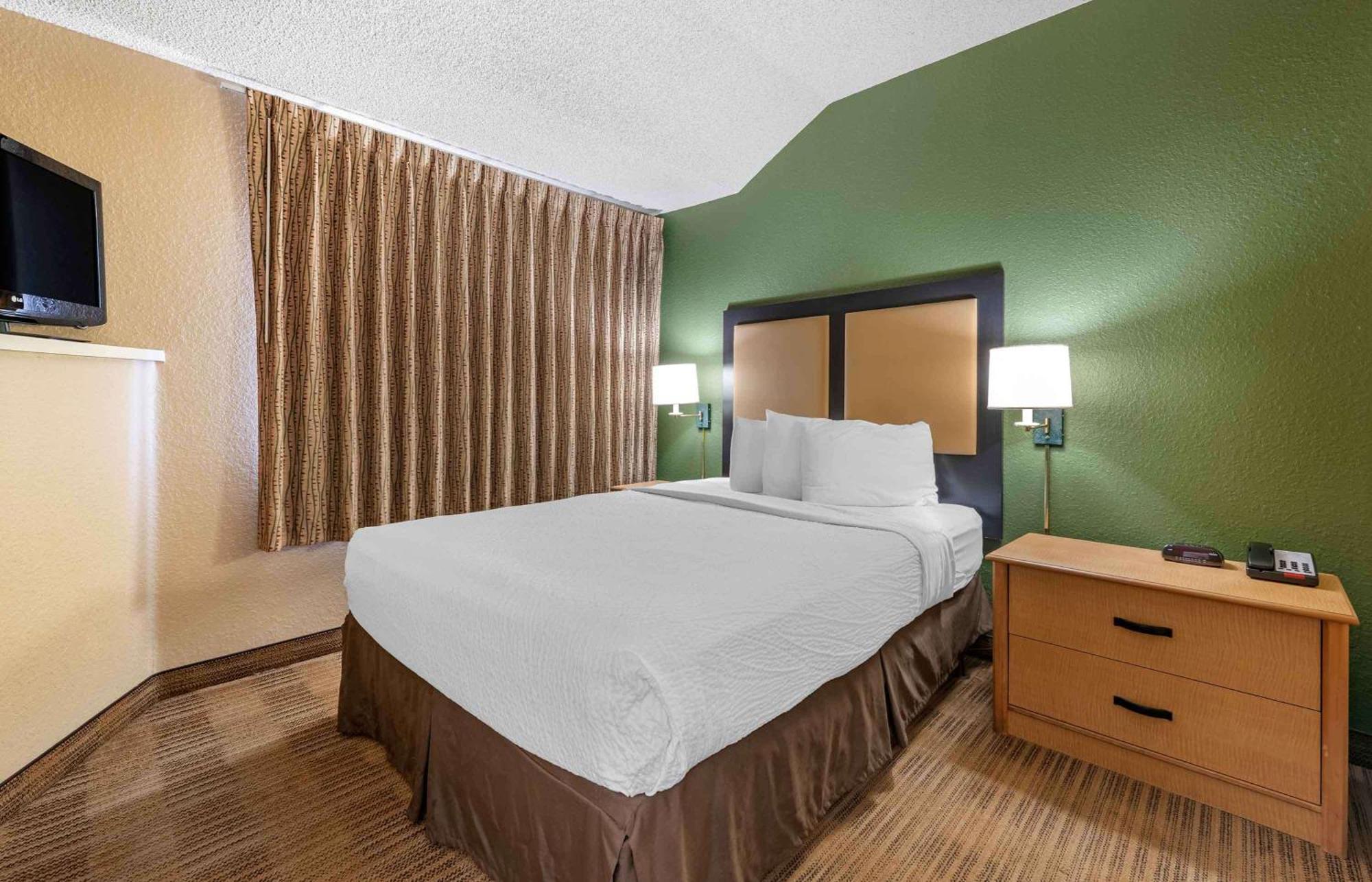 Extended Stay America Select Suites - Orlando - Lake Mary - 1040 Greenwood Blvd Esterno foto